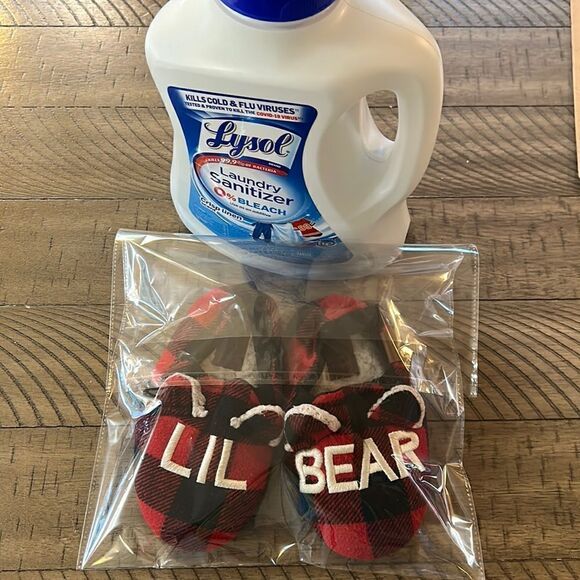 Lil Bear 🐻 Nonslip Warm Cozy DearFoam Slippers for your wee one ☝️ like new - Picture 4 of 16